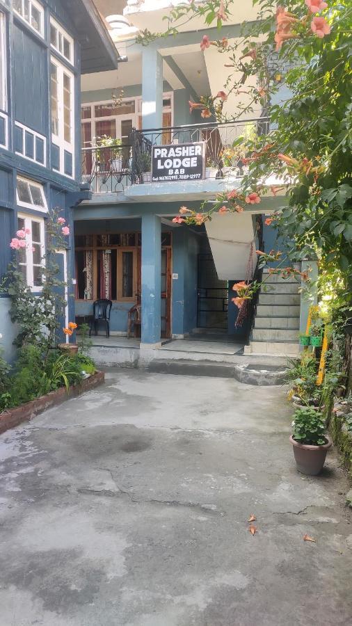 The Prasher Lodge Mall Road Manali Buitenkant foto